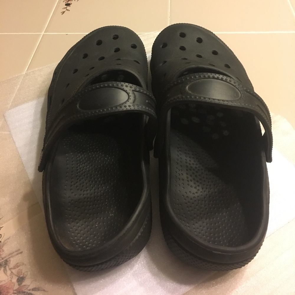 Black Sandals - Picture 4 of 4